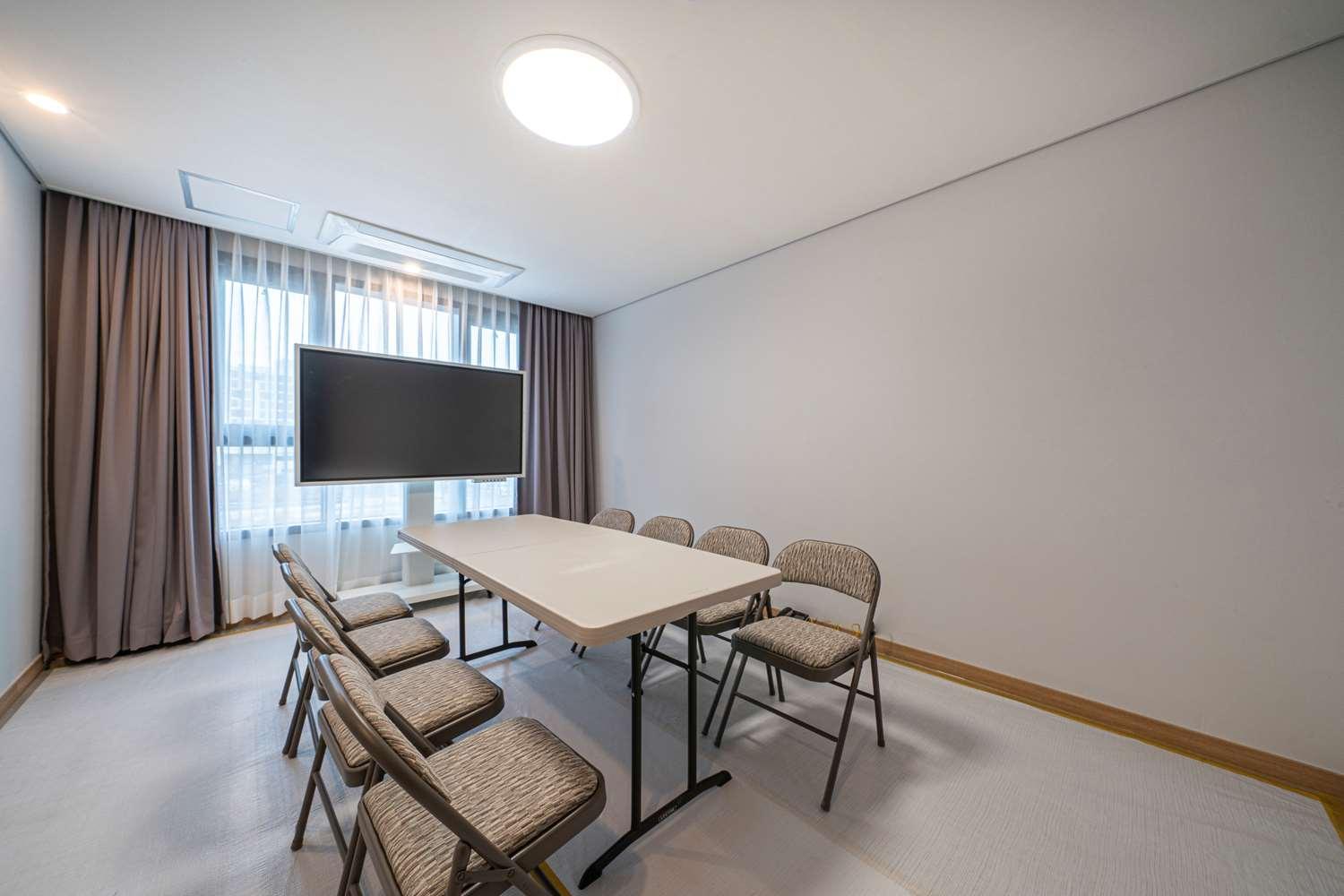 Surestay Plus Hotel By Best Western אסאן מראה חיצוני תמונה